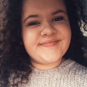 Meet your Posher, Carleigh